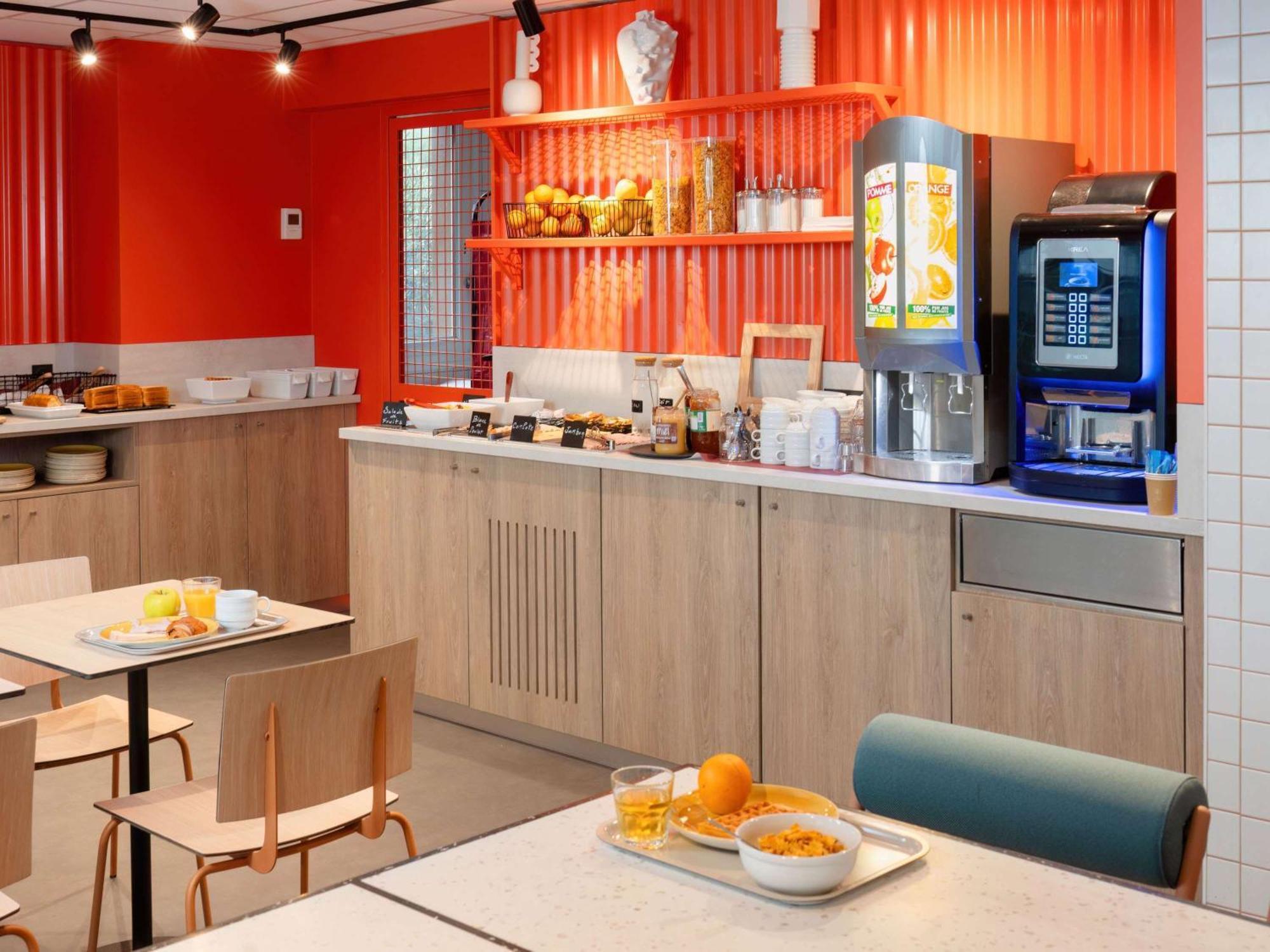 Ibis Budget Pertuis Portes Du Luberon Exteriér fotografie