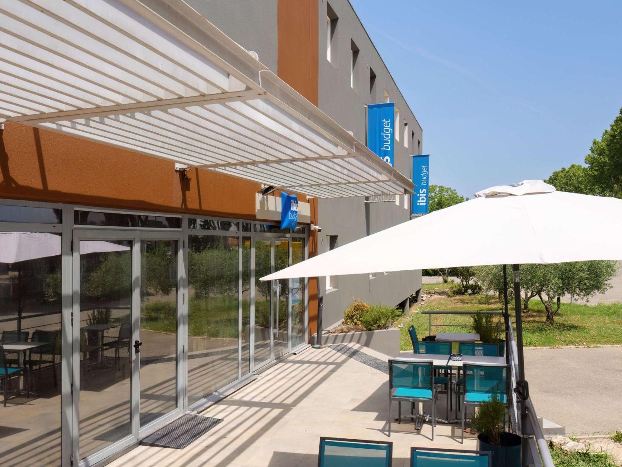 Ibis Budget Pertuis Portes Du Luberon Exteriér fotografie